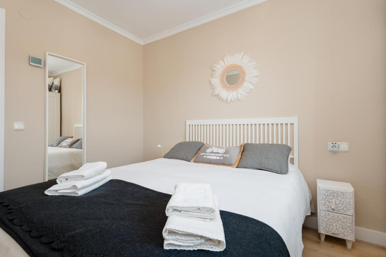In The Historic Center Of Malaga, Very Close To The Beach And The Ave Train Station, With Private Parking Exterior foto